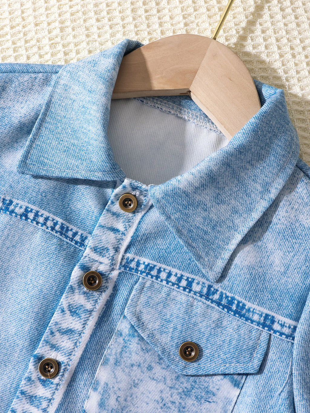 Jeans short-sleeved shirt and shorts set