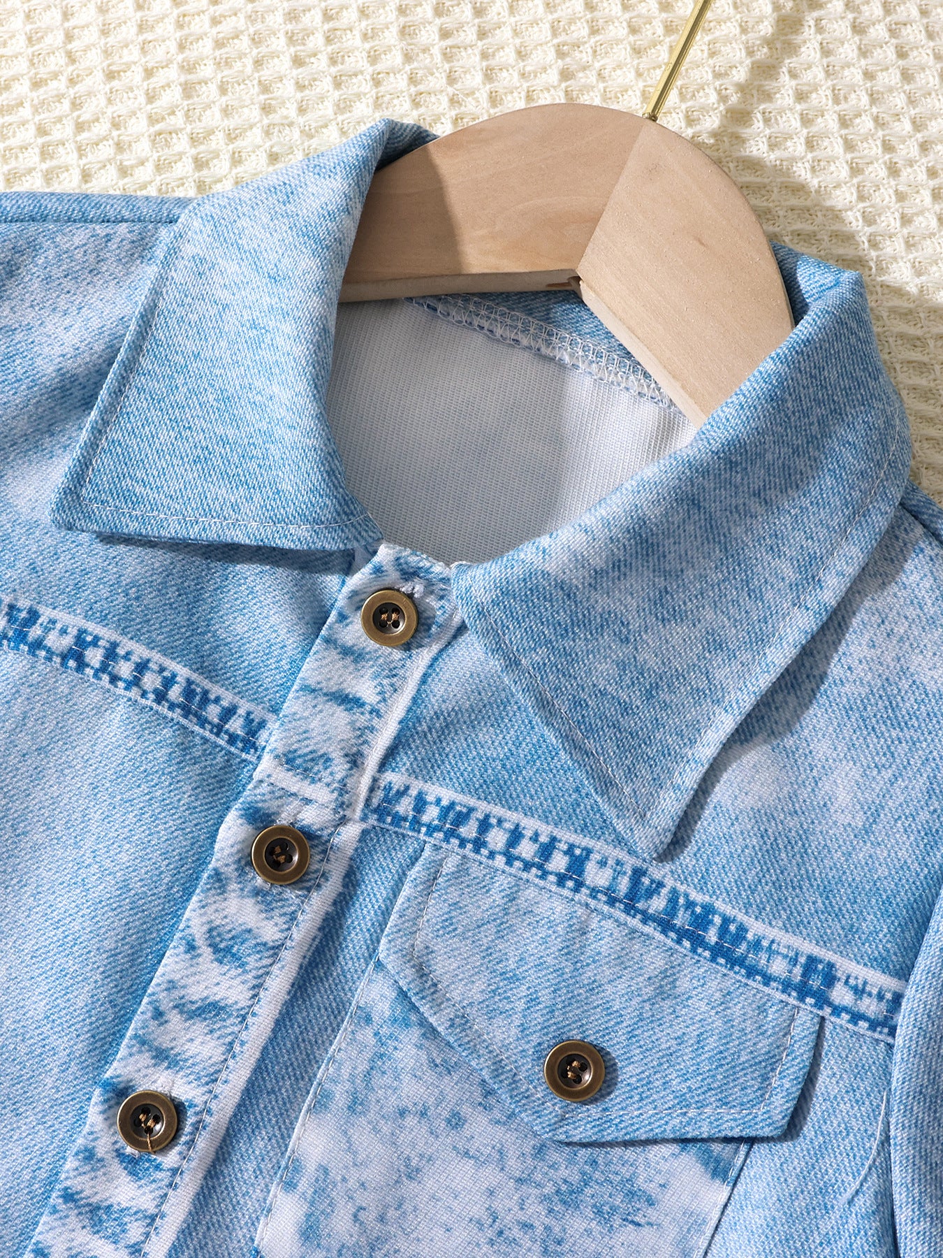 Jeans short-sleeved shirt and shorts set